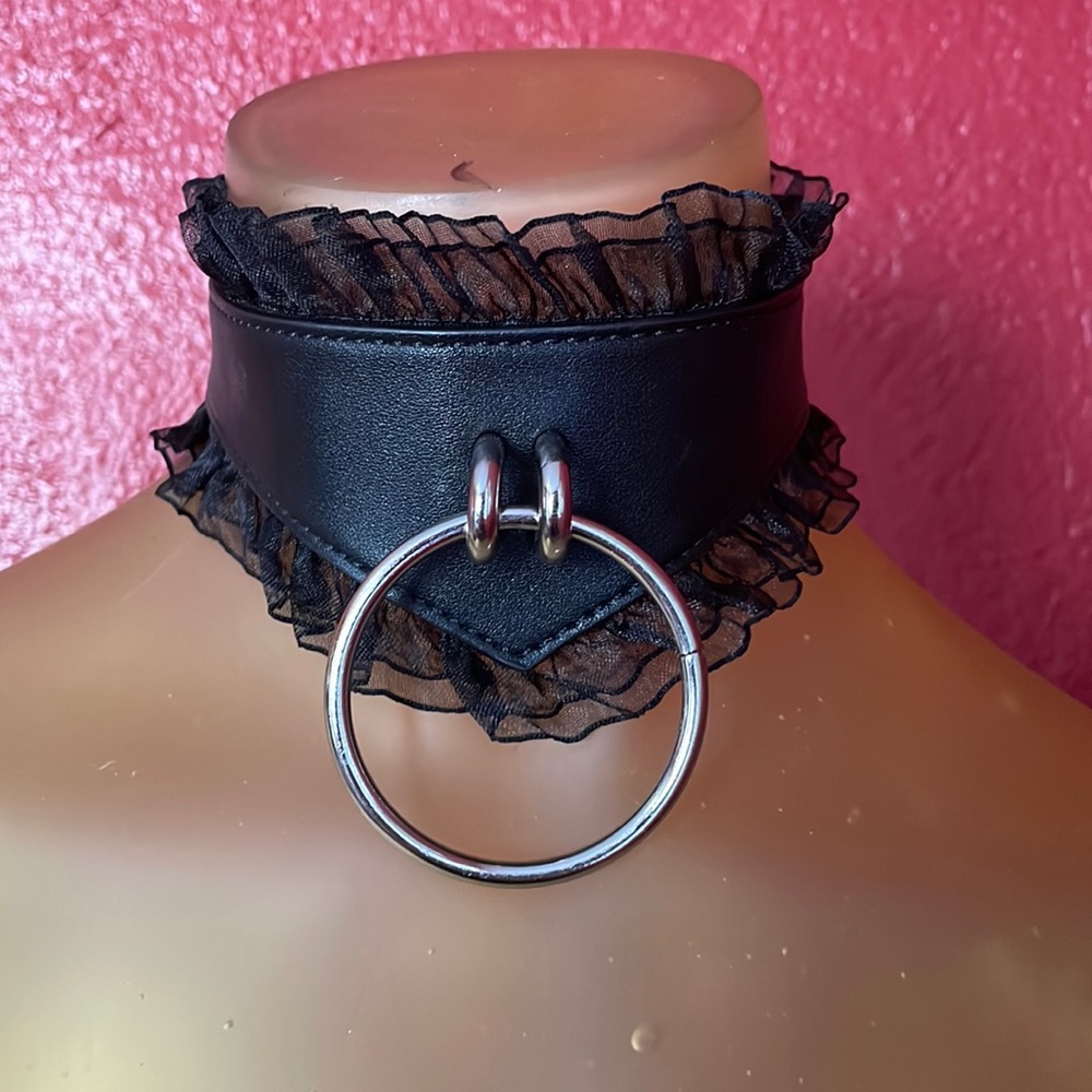 Killstar o ring choker